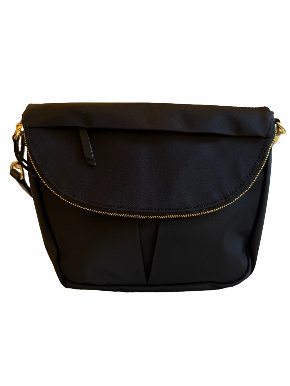 Quince Black Revive Nylon Foldover Crossbody Bag NWOT Adjustable Strap Gold Zip - Picture 3 of 13